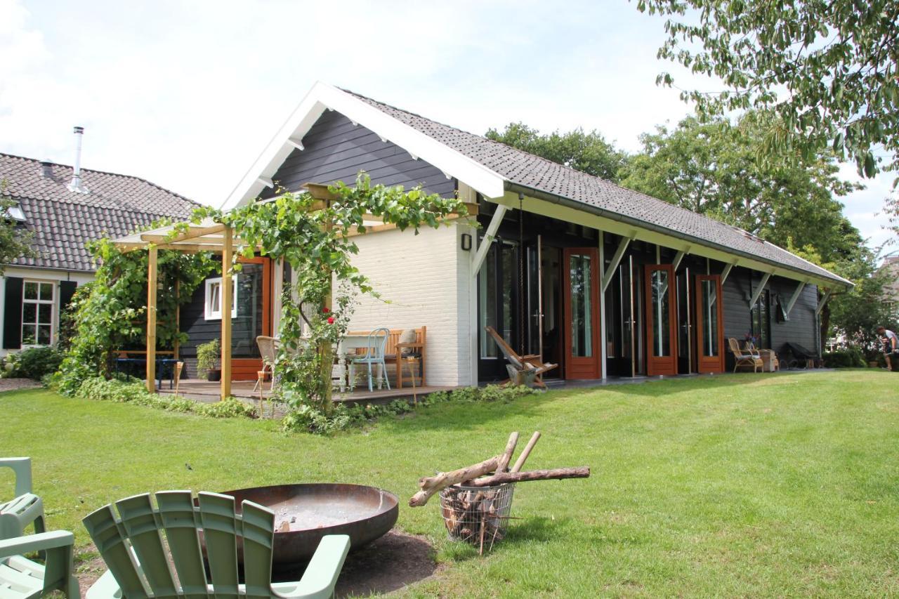 Familiehuis De Betuwe Met Prive Kunstgras Tennisbaan En Sauna Villa Erichem Ngoại thất bức ảnh