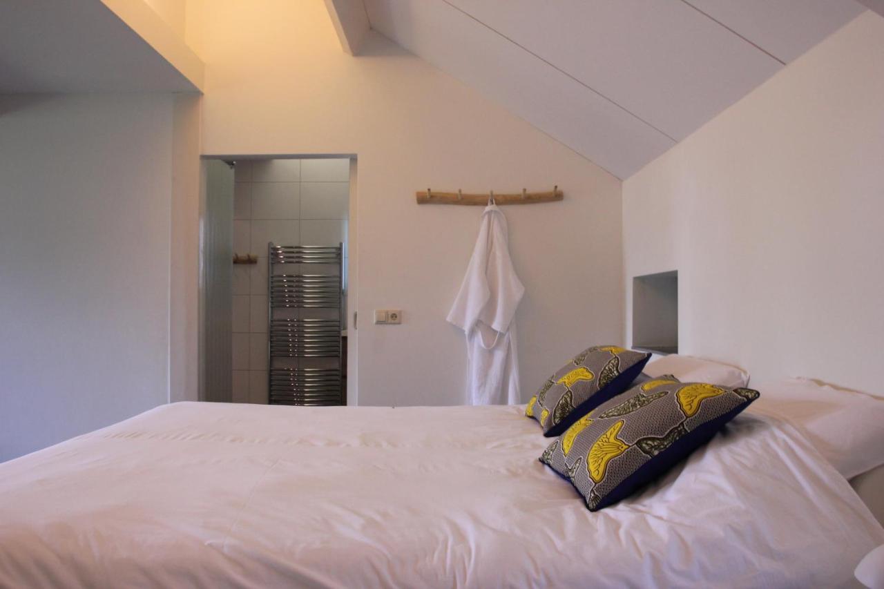 Familiehuis De Betuwe Met Prive Kunstgras Tennisbaan En Sauna Villa Erichem Ngoại thất bức ảnh