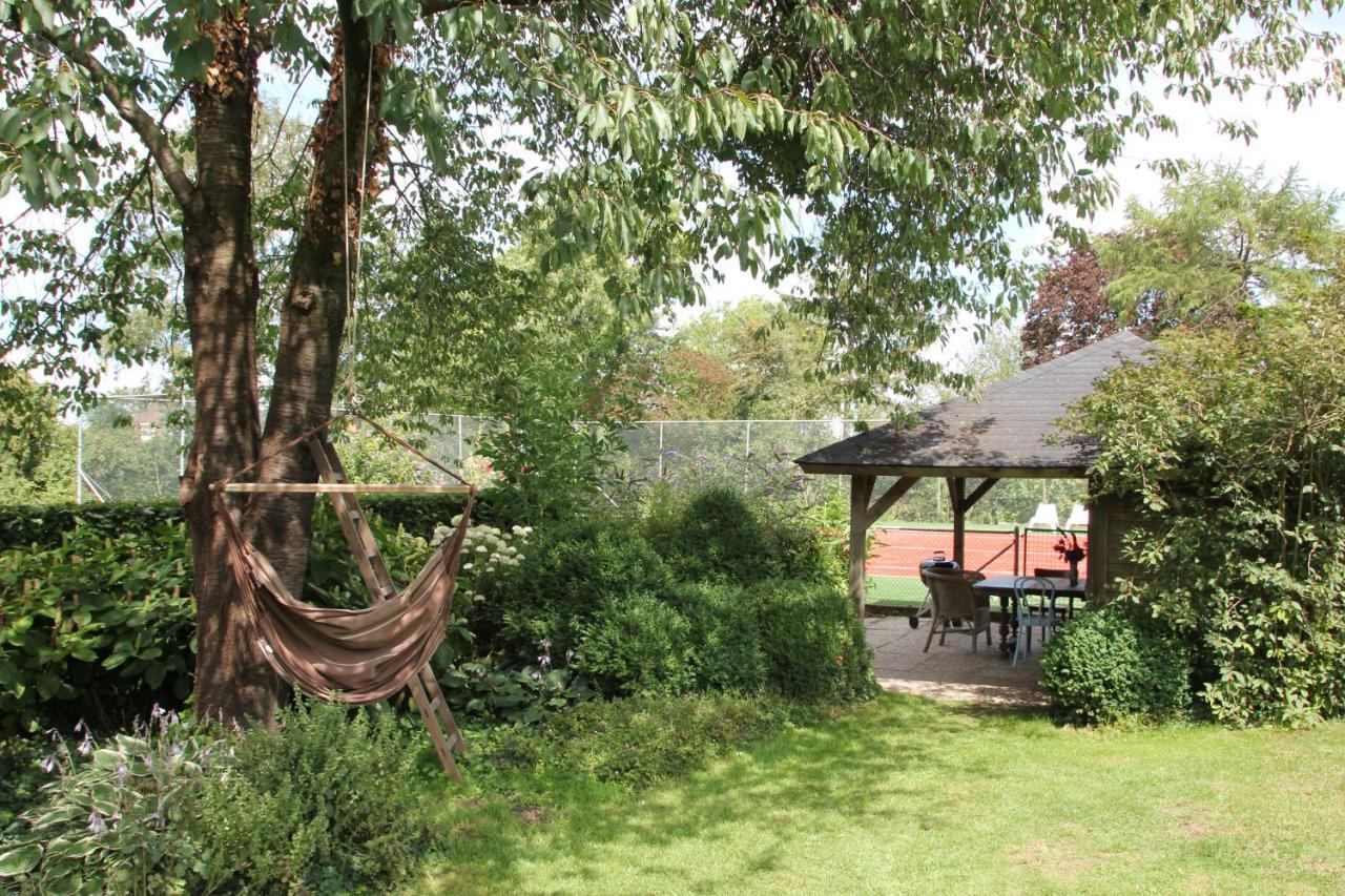 Familiehuis De Betuwe Met Prive Kunstgras Tennisbaan En Sauna Villa Erichem Ngoại thất bức ảnh