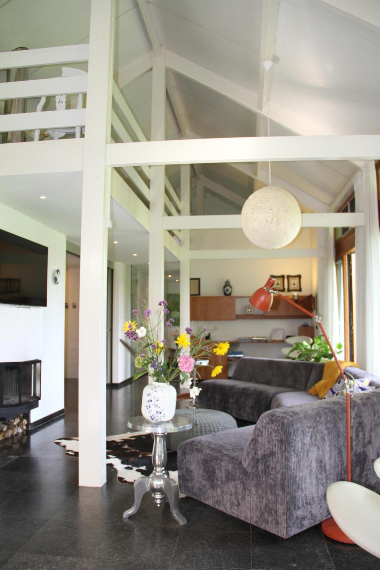 Familiehuis De Betuwe Met Prive Kunstgras Tennisbaan En Sauna Villa Erichem Ngoại thất bức ảnh